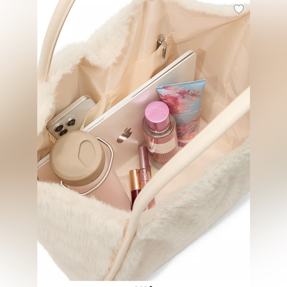 Victoria’s Secret Faux-Fur Tote Bag Cream NWT - Picture 4 of 11